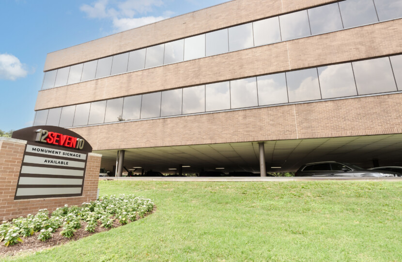 Photo of property 12710 Research