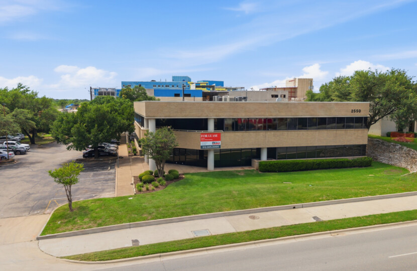 Photo of property 2550 S IH-35