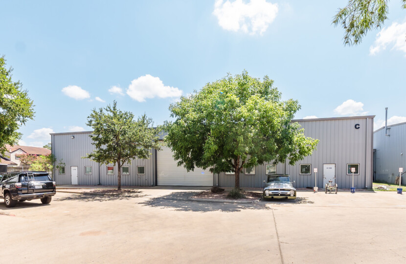 Photo of property Radam Lane Industrial Park