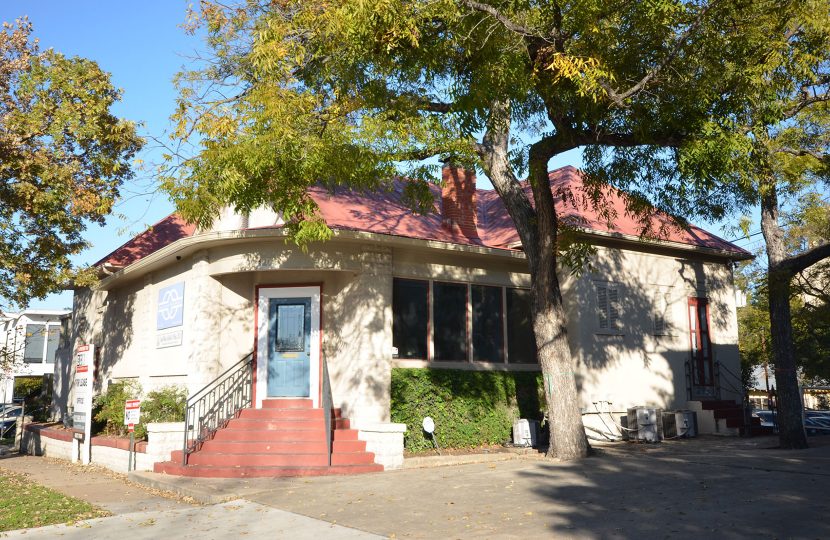 Photo of property 1205 Rio Grande