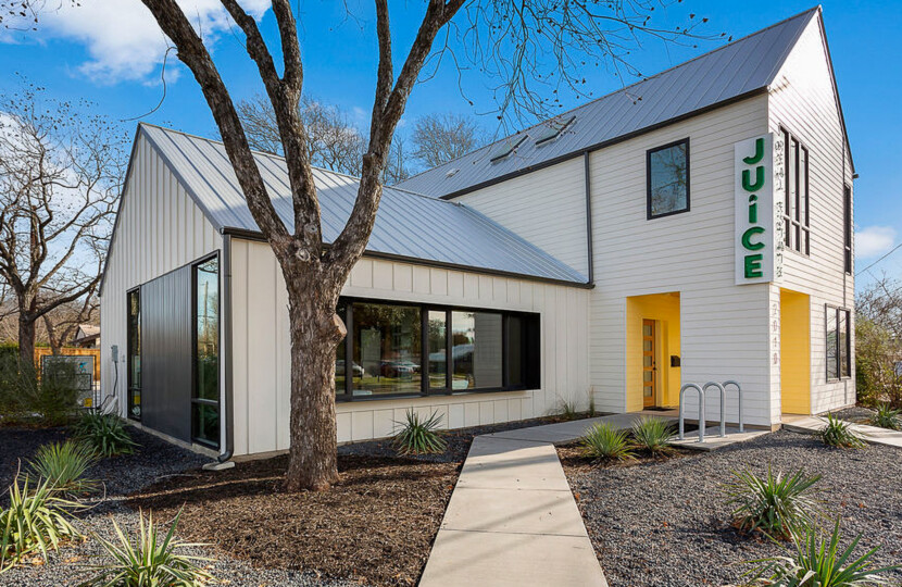 Photo of property 2010 W Koenig Ln