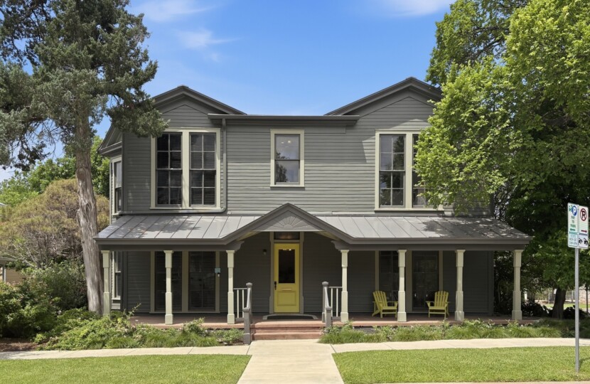 Photo of property 1012 Rio Grande