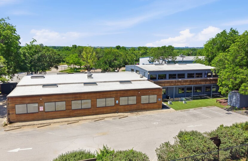 Photo of property 5323 Levander Loop